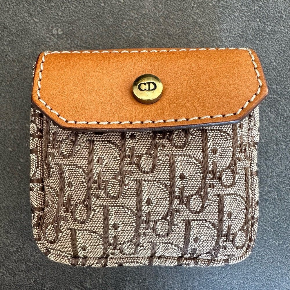 CHRISTIAN DIOR BUCKET HAT REMOVABLE POUCH/COIN PURSE EXCELLENT CONDITION - Picture 7 of 10